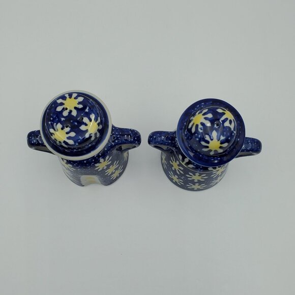 Polish Pottery Man & Woman Salt & Pepper Shakers Figural Daisy Floral Shakers - Picture 3 of 10